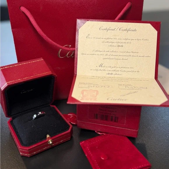 Cartier Silver Ring with diamond - Picture 2 of 6